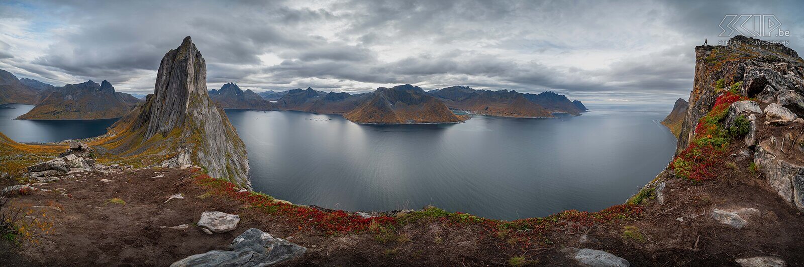 Senja - Segla - Panorama Panoramic image with the Segla on the lef, the Mefjorden and the town of Senjahopen accros the fjord and the Hesten Stefan Cruysberghs